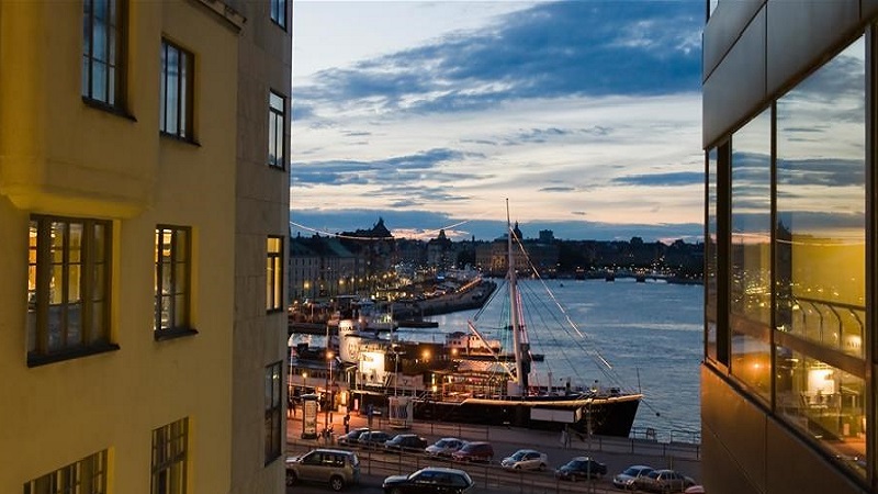 Apartmentbuilding on the harbour.